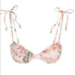 Monday Swimwear Isla Mujeres Bikini Swim Top in Peach Floral